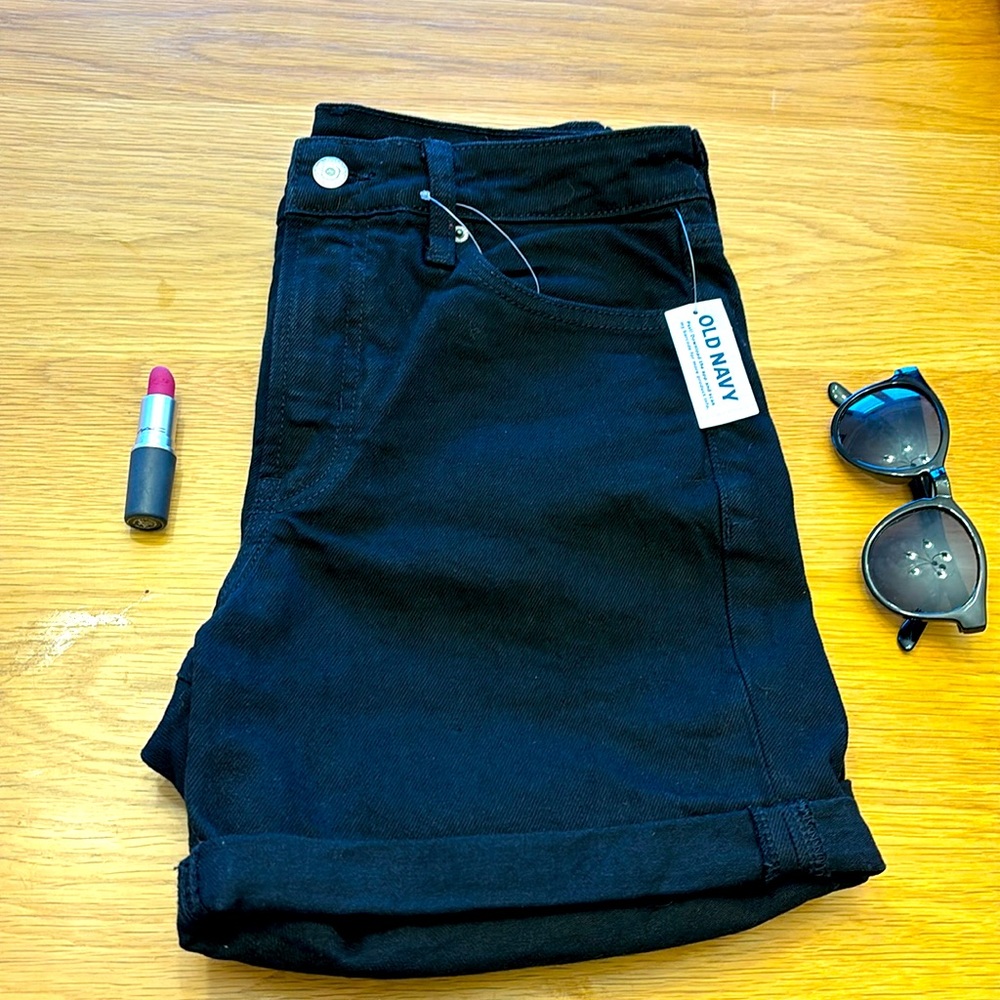NEW! Black Jean shorts. Size 6